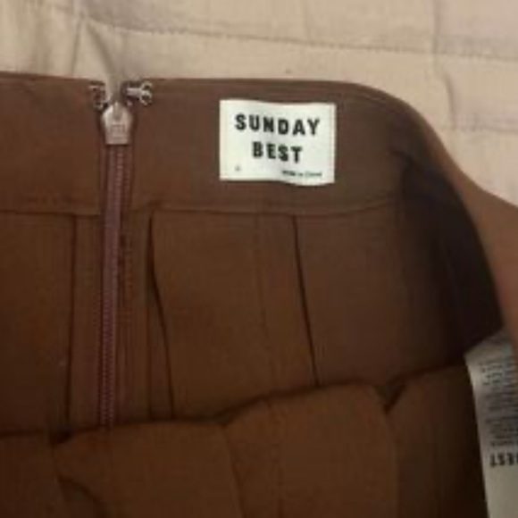 Aritzia Brown Skirt - Picture 2 of 2